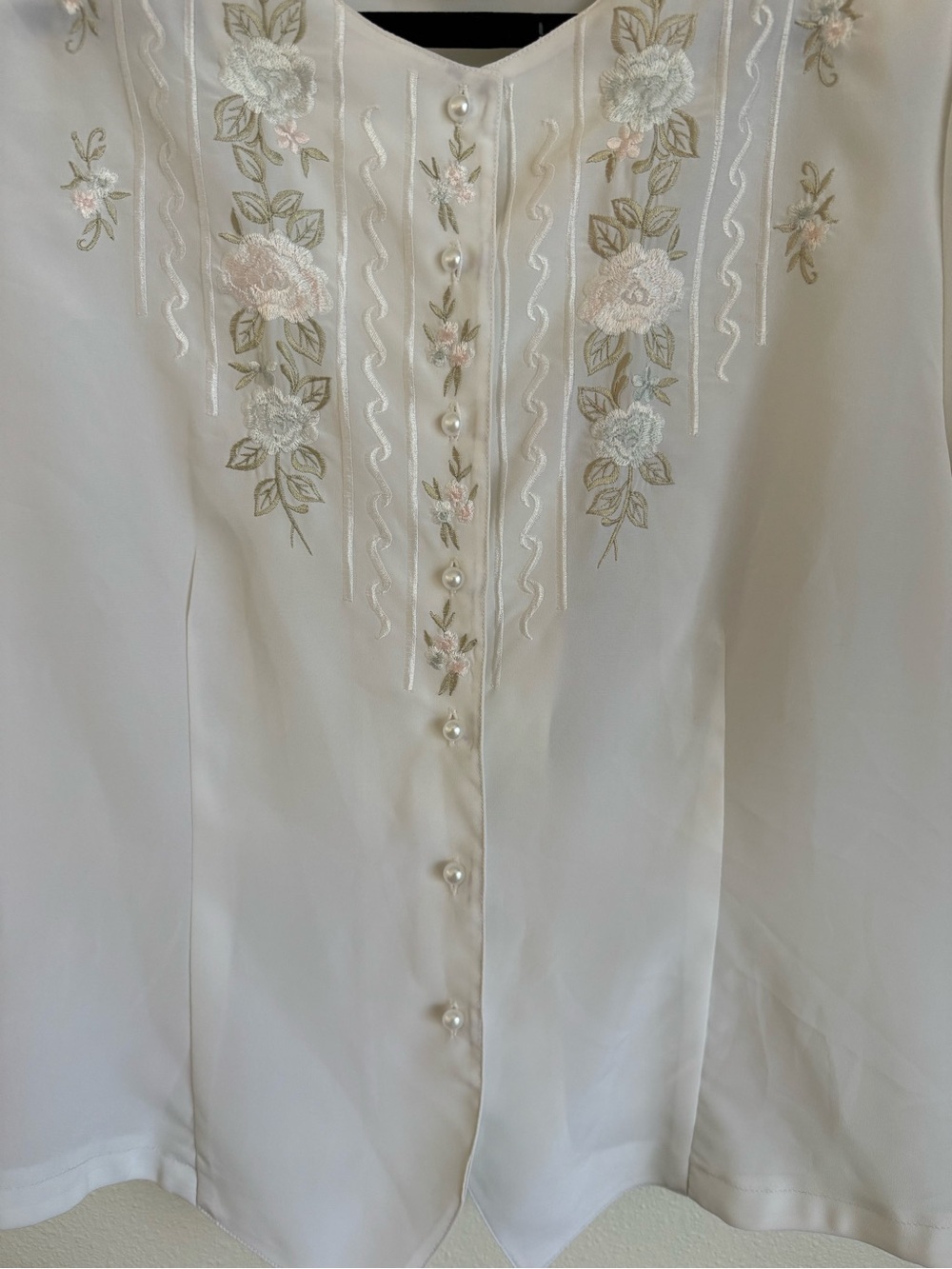 Vintage Kay Cee White Embroidered Short Sleeve Button-Front Blouse - Picture 4 of 5